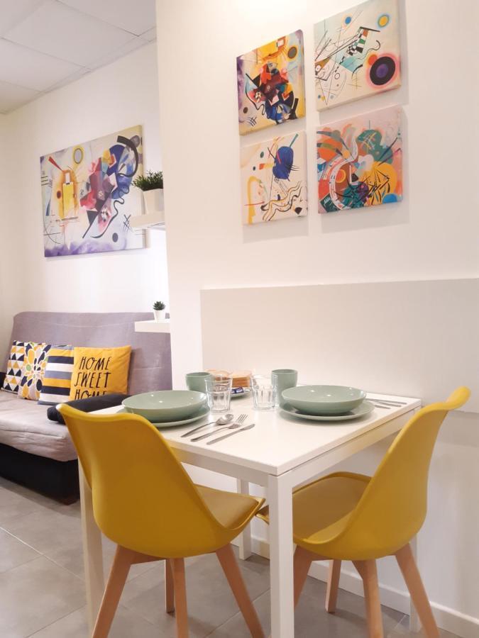 The Yellow Corner Apartment Alicante Exterior photo